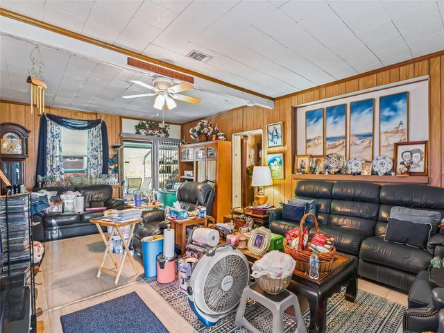 1386 S US HIGHWAY 301, Sumterville, FL 33585