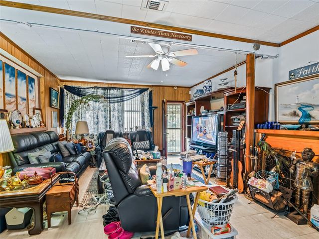 1386 S US HIGHWAY 301, Sumterville, FL 33585