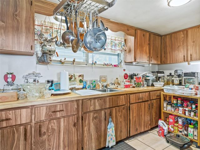 1386 S US HIGHWAY 301, Sumterville, FL 33585