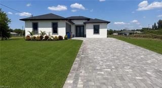 2800 47th ST SW, Lehigh Acres, FL 33976
