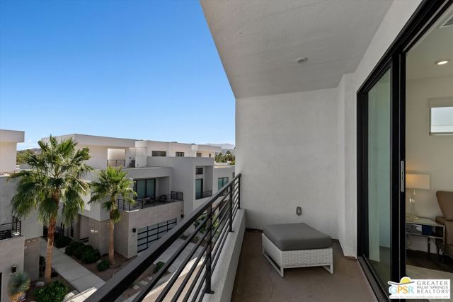 906 Cameron Center Drive, Palm Springs, CA 92264