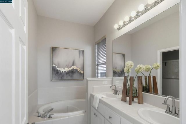 206 Chaparral Dr, Brentwood, CA 94513