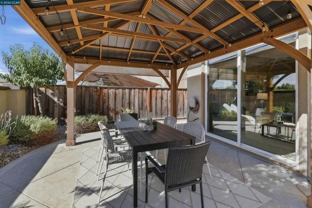 206 Chaparral Dr, Brentwood, CA 94513