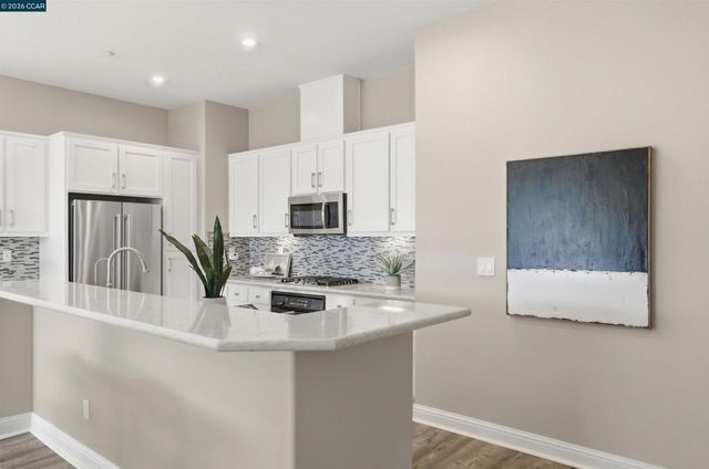 206 Chaparral Dr, Brentwood, CA 94513