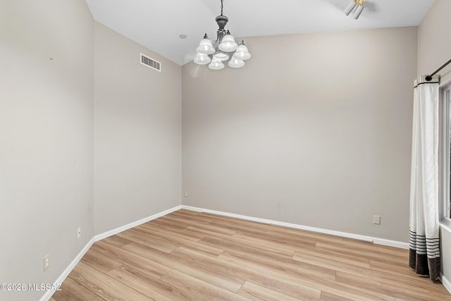 2350 E Skywalker Way, Green Valley, AZ 85614