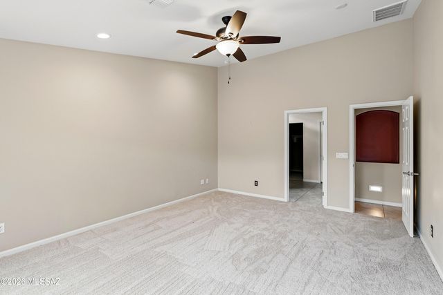 2350 E Skywalker Way, Green Valley, AZ 85614