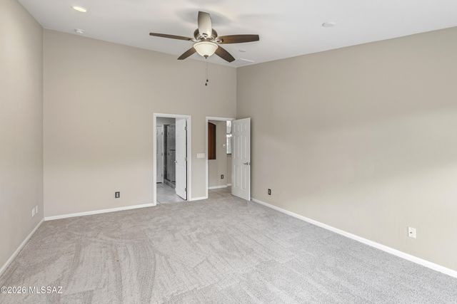 2350 E Skywalker Way, Green Valley, AZ 85614