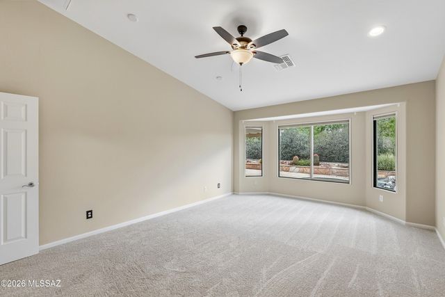 2350 E Skywalker Way, Green Valley, AZ 85614