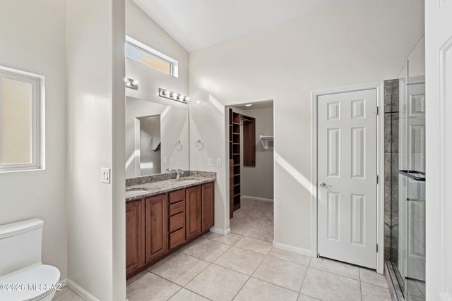 2350 E Skywalker Way, Green Valley, AZ 85614