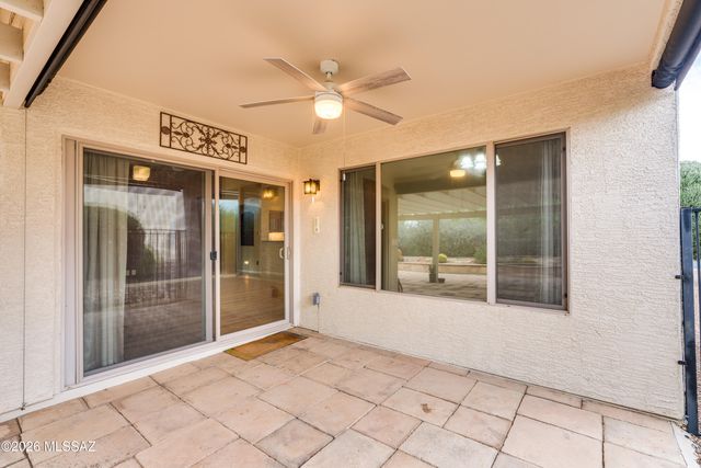 2350 E Skywalker Way, Green Valley, AZ 85614
