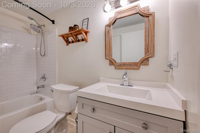 20803 Randall Street, Farmington Hills, MI 48336