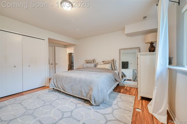 20803 Randall Street, Farmington Hills, MI 48336