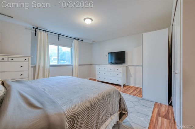 20803 Randall Street, Farmington Hills, MI 48336