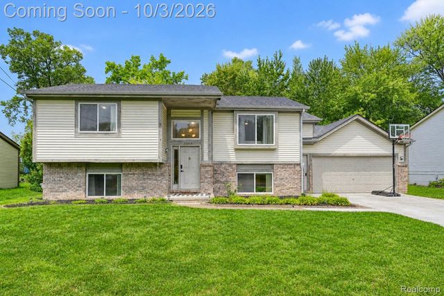 20803 Randall Street, Farmington Hills, MI 48336