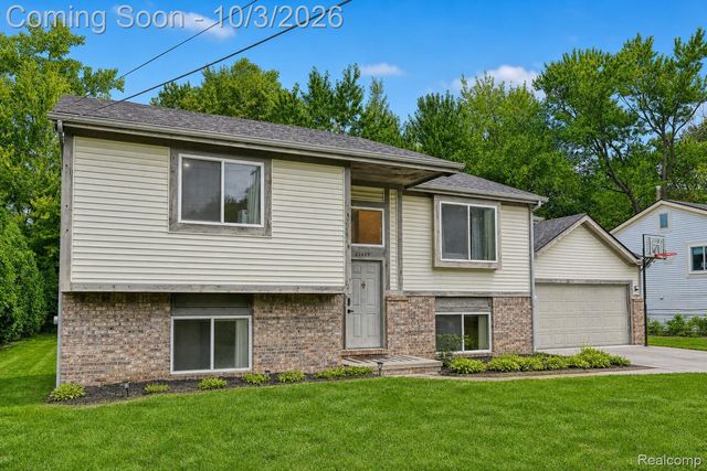 20803 Randall Street, Farmington Hills, MI 48336