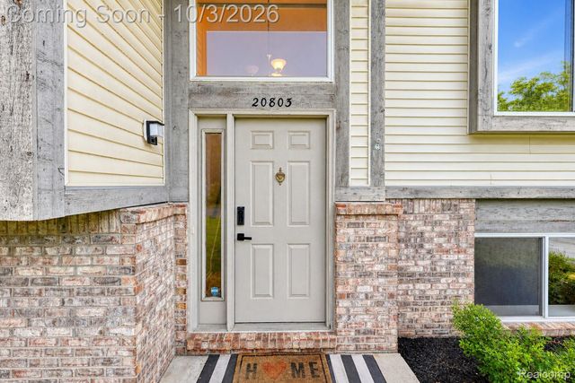 20803 Randall Street, Farmington Hills, MI 48336