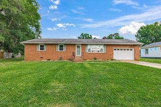 3206 Granby St, Hopewell, VA 23860