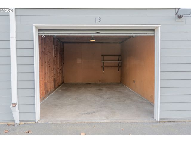 2702 Se 138TH Ave 13, Portland, OR 97236
