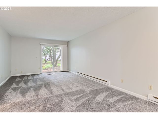2702 Se 138TH Ave 13, Portland, OR 97236