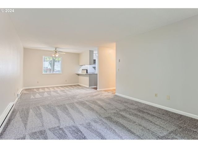 2702 Se 138TH Ave 13, Portland, OR 97236