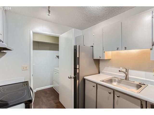 2702 Se 138TH Ave 13, Portland, OR 97236