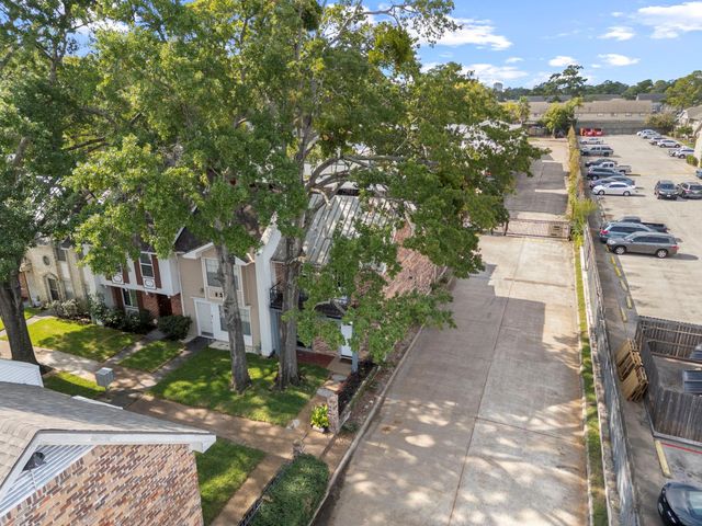 1271 Witte Road 26, Houston, TX 77055