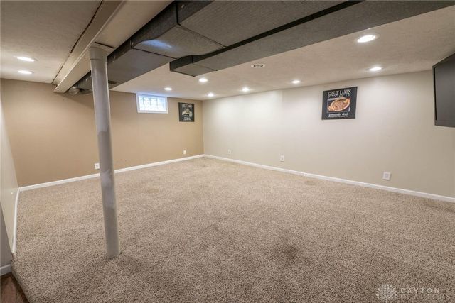 7851 Volk Drive, Dayton, OH 45415