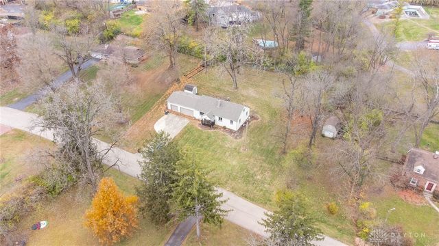 7851 Volk Drive, Dayton, OH 45415