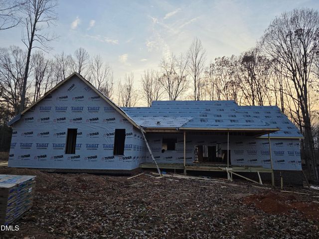 1420 Mccray Road, Burlington, NC 27217