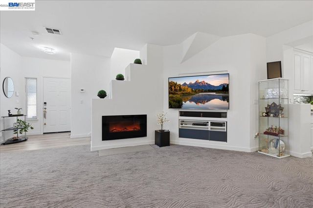 130 SUTTER CREEK LN, San Ramon, CA 94583