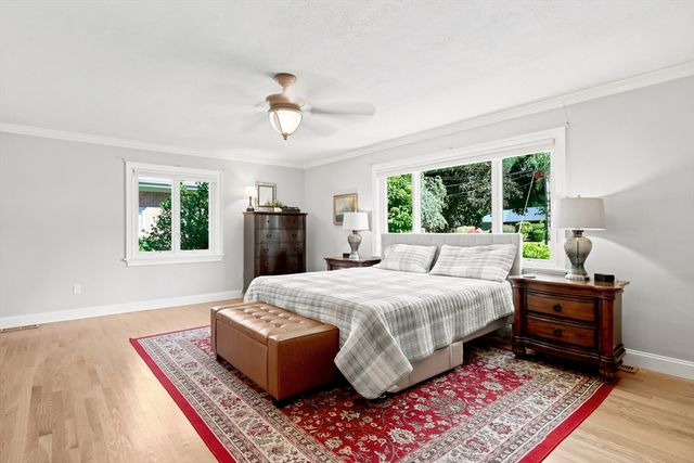 93 Wheel Meadow Dr, Longmeadow, MA 01106