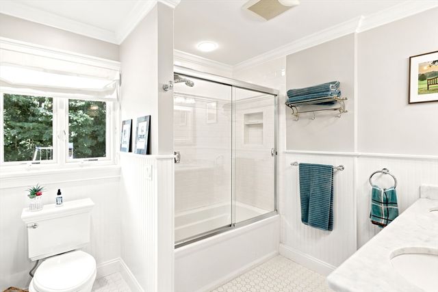93 Wheel Meadow Dr, Longmeadow, MA 01106