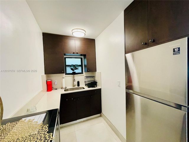 38 NW 52nd Street 1, Miami, FL 33127