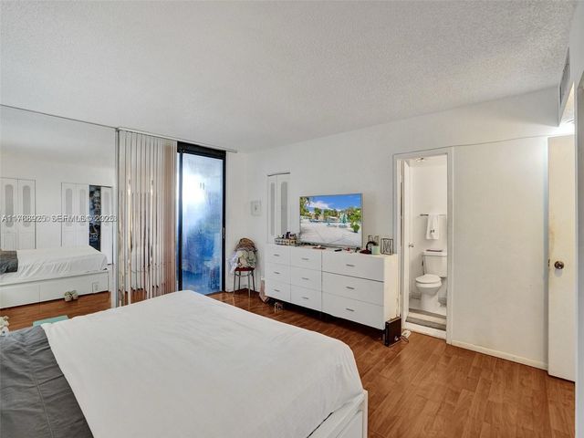 20301 NE 30th Avenue 122-5, Aventura, FL 33180