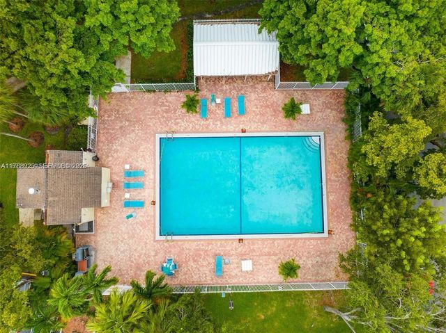 20301 NE 30th Avenue 122-5, Aventura, FL 33180