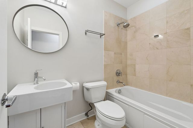 1050 W HUBBARD Street 1E, Chicago, IL 60622