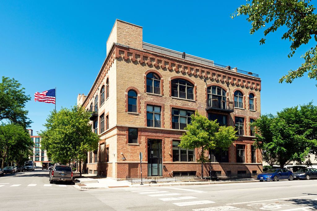 1050 W HUBBARD Street 1E, Chicago, IL 60622