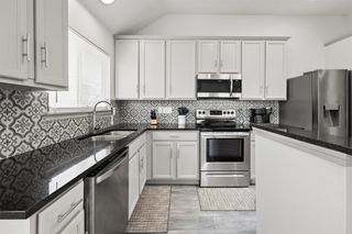 8205 Cedarcrest Lane, Fort Worth, TX 76123