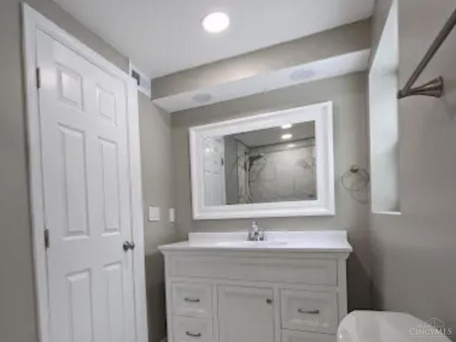 2801 Byrneside Drive, Colerain Twp, OH 45239