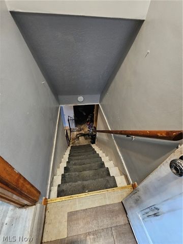 265 Massillon Road, Akron, OH 44312