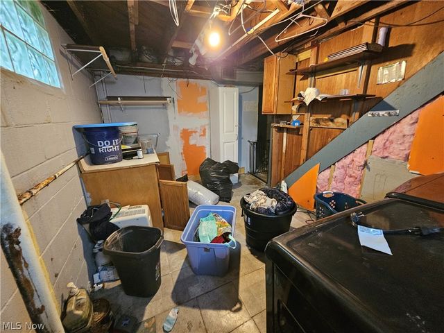 265 Massillon Road, Akron, OH 44312