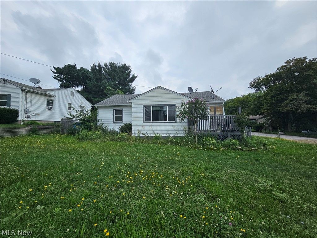 265 Massillon Road, Akron, OH 44312