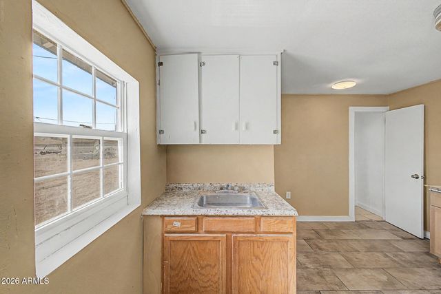 2353 W OHIO Street, Apache Junction, AZ 85120