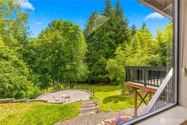 21401 52nd Avenue SE, Woodinville, WA 98072