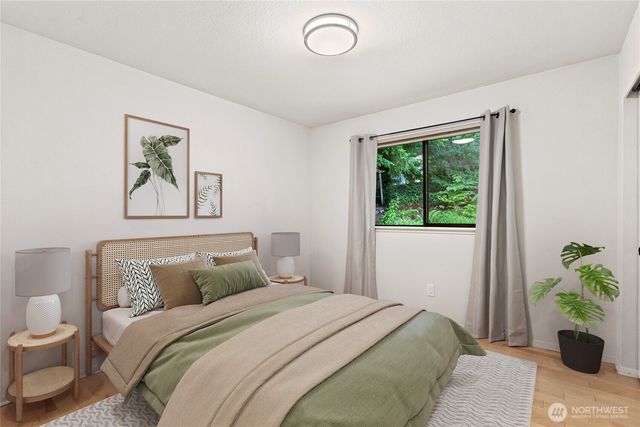 21401 52nd Avenue SE, Woodinville, WA 98072