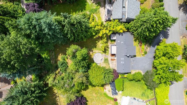 21401 52nd Avenue SE, Woodinville, WA 98072