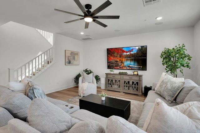 35374 Orchard Trail, Fallbrook, CA 92028