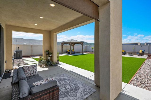 35374 Orchard Trail, Fallbrook, CA 92028