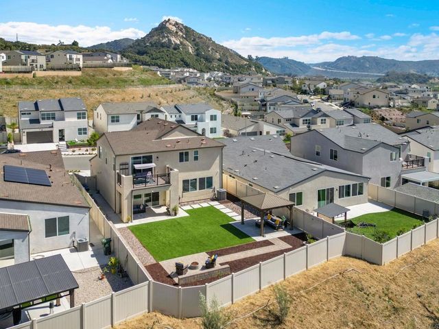 35374 Orchard Trail, Fallbrook, CA 92028