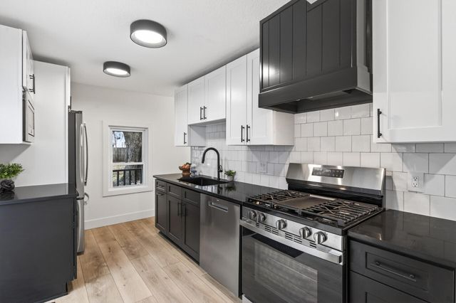 419 Fillmore Street NE, Minneapolis, MN 55413